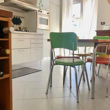 Triestevillas Campomarzio20, Sea View In The City Center, 9 Guests Appartement Trieste