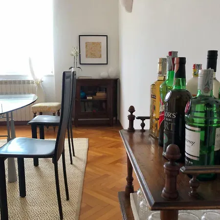 Appartement Triestevillas Campomarzio20, Sea View In The City Center, 9 Guests