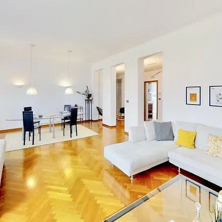 Triestevillas Campomarzio20, Sea View In The City Center, 9 Guests Appartement Trieste